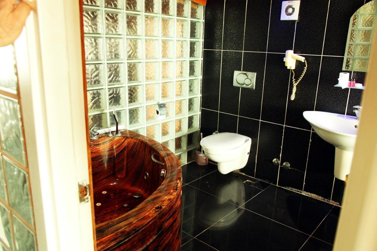 Life Inn Hotel Istanbul Eksteriør bilde